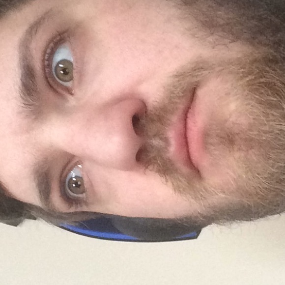 Profile Picture of Daniel Burdette (@danielburdette) on Poshmark