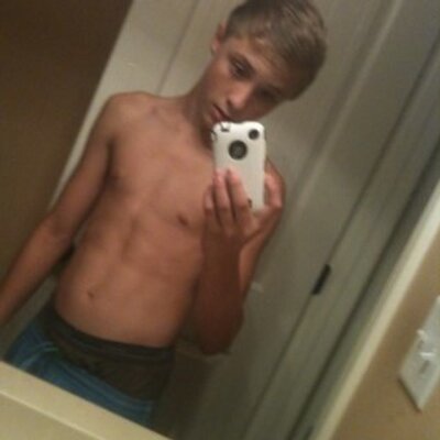 Profile Picture of Thomas Hildreth (@ben_pickle83) on Twitter