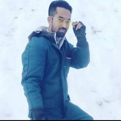 Profile Picture of Nitesh Malhotra (@NiteshM31153281) on Twitter