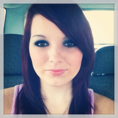 Profile Picture of Ann-marie Handley (@AnnieJo16) on Twitter