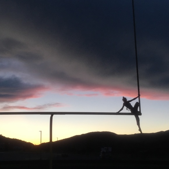 Profile Picture of Isabel Walker (@isabellwalkerr) on Poshmark