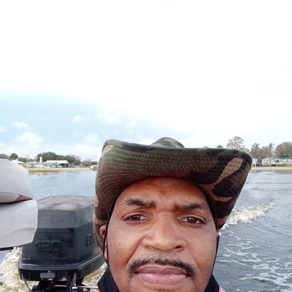 Profile Picture of Farrakhan Ware (@farrakhanware) on Poshmark