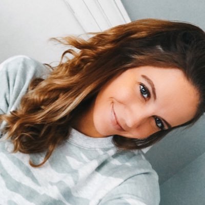 Profile Picture of Amanda Bates (@mandyhayden) on Twitter