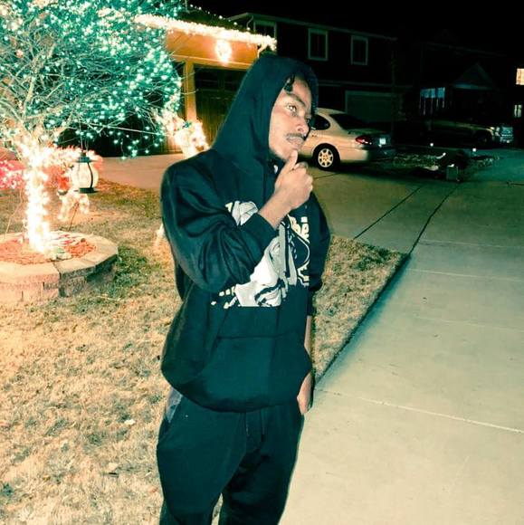 Profile Picture of Josiah Kyles (@wolficon) on Poshmark