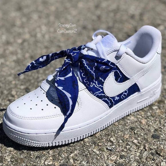 Profile Picture of Ivan Charles (@ivancharles1010) on Poshmark