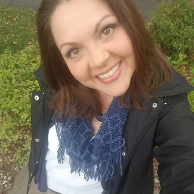 Profile Picture of Crystal Glover (@CrystalG360) on Twitter