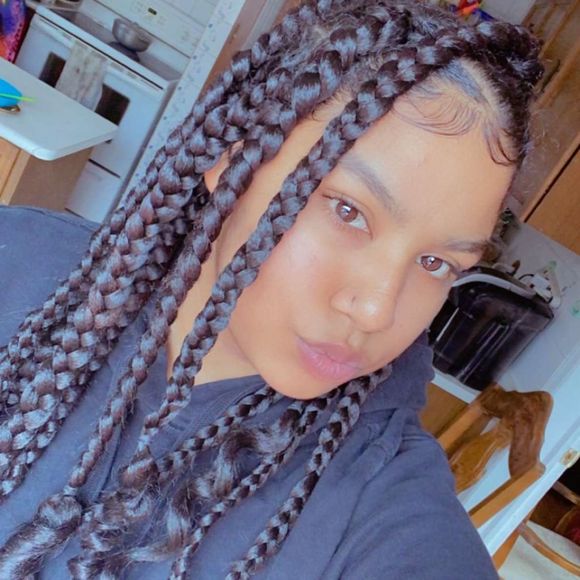 Profile Picture of Jahnia Amyotte (@jahniaamyotte) on Poshmark