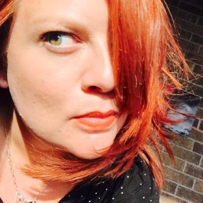 Profile Picture of Lori Laughlin (@robinson2_lori) on Twitter