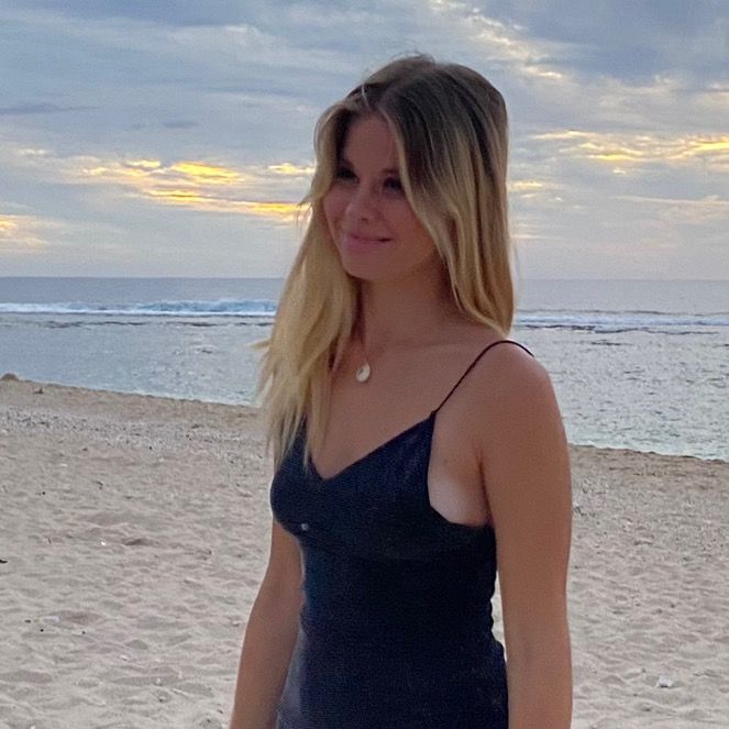 Profile Picture of kim (@kimmycanada) on Tiktok