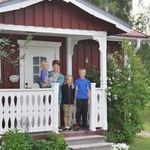 Profile Picture of Kimberly Farrington Swedberg (@bakedinprayer) on Instagram