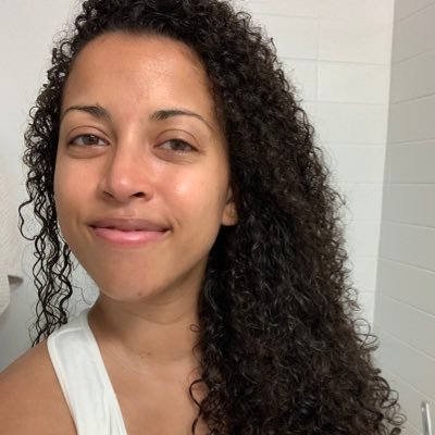 Profile Picture of Nicole Cuellar (@nikolenka) on Twitter