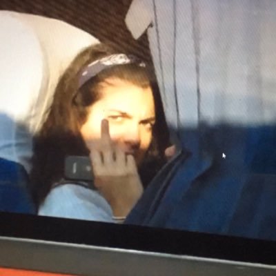 Profile Picture of LuLion (@lucia_leon) on Twitter