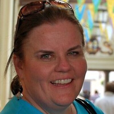 Profile Picture of Monica Ronan (@MonicaMaryRonan) on Twitter