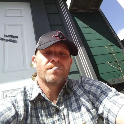 Profile Picture of Robert Leeming (@RobertLeeming1) on Twitter