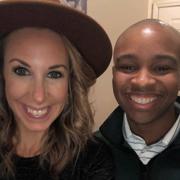 Profile Picture of Sarah Veal (@sarahveal) on Poshmark