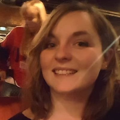 Profile Picture of Steph Murphy (@stephie_jan) on Twitter