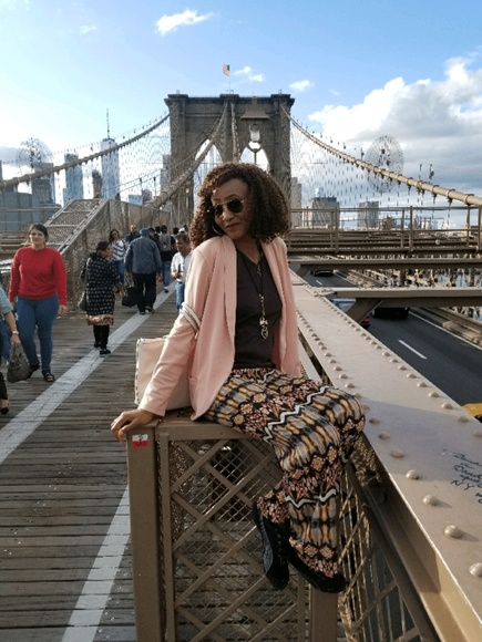 Blandine Tchanque - Poshmark Profile Picture of Blandine Tchanque (@btchanque) on Poshmark