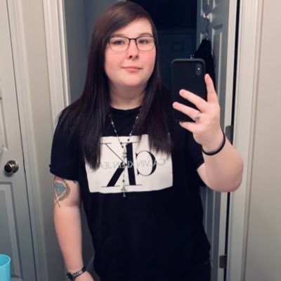 Profile Picture of Katie Conklin (@@KatieK2_8D) on Twitter