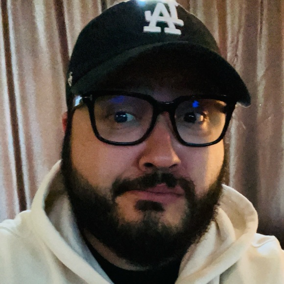 Profile Picture of Sean Castillo (@fsas15) on Poshmark