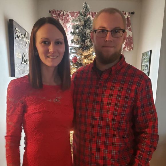 Heather Chaplin - Poshmark Profile Picture of Heather Chaplin (@hnchaplin) on Poshmark