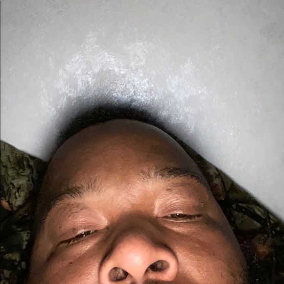 Profile Picture of Robert Minor (@e601) on Poshmark