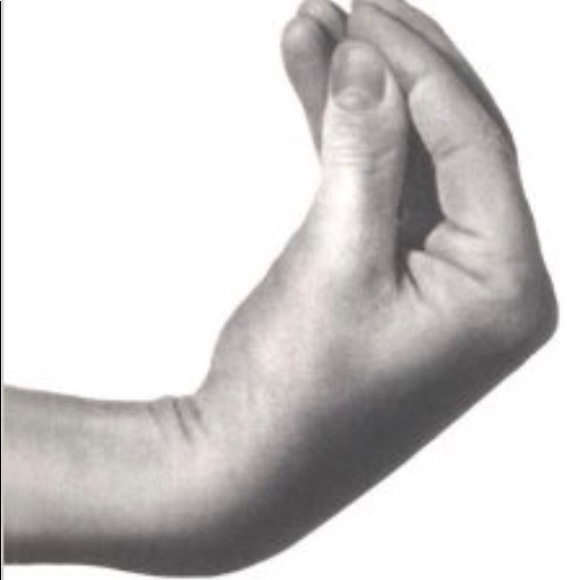 Profile Picture of Giuseppe Cascio (@giuseppe180) on Poshmark