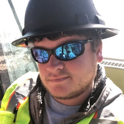 Profile Picture of Dustin Marsh (@DustinMarsh14) on Twitter