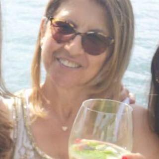 Profile Picture of Anna Casale (@anna.casale.9) on Facebook
