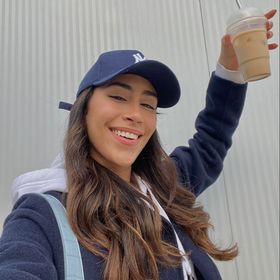 Profile Picture of Valentina (@diaz1valentina) on Pinterest