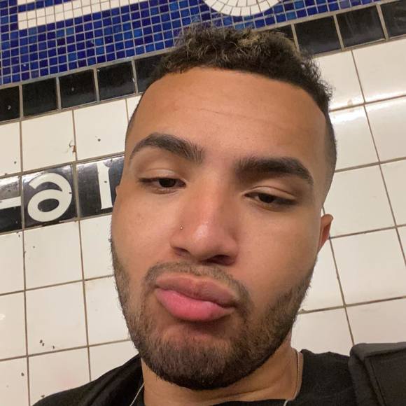 Profile Picture of Xavier Bonano (@xavierbonano) on Poshmark