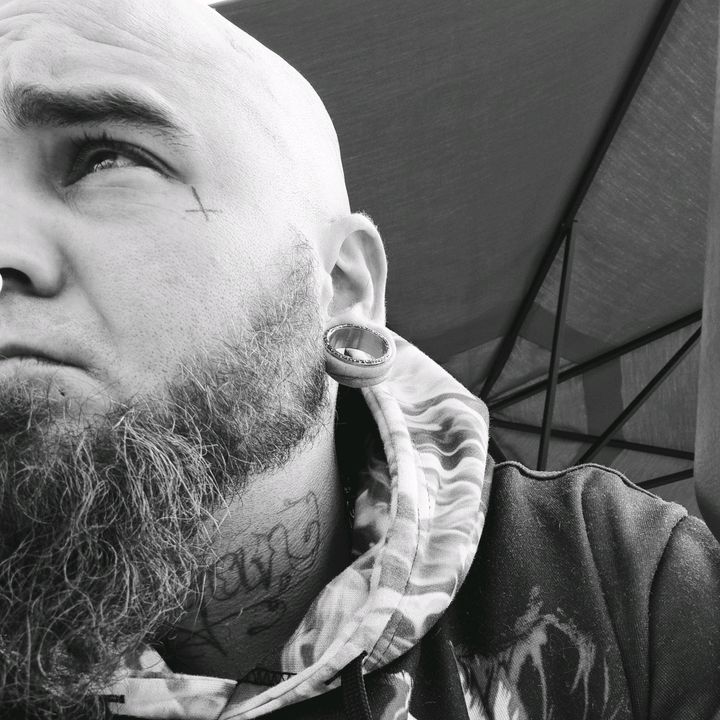 Profile Picture of redneck (@davelamoureux5) on Tiktok