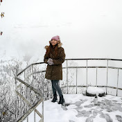 Profile Picture of Paula  Lim (@PaulaLim) on Youtube