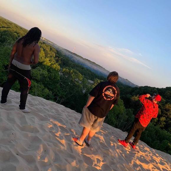 Profile Picture of Matthew Cliffton (@clifftonboy289) on Poshmark