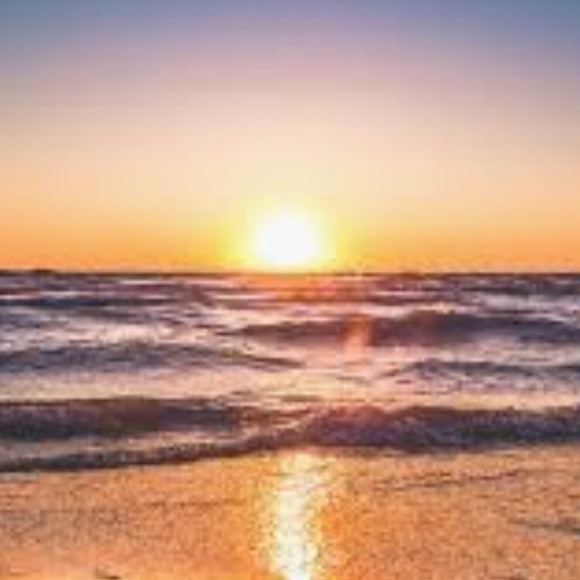 Profile Picture of Beverly Wagner (@purduegirl9103) on Poshmark