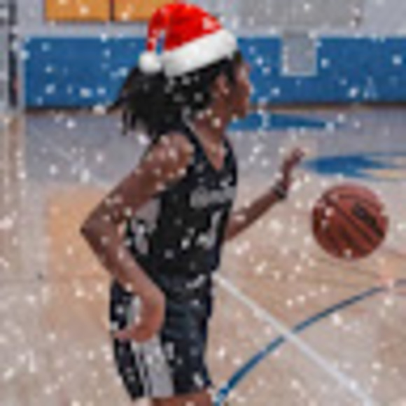 Profile Picture of Tyler Broering (@tylerbroering) on Poshmark