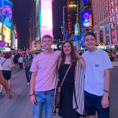 Profile Picture of Kelley Martin (@kelley0518) on Twitter