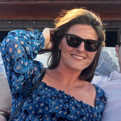 Profile Picture of Alison Farrell (@_alisonfarrell) on Twitter