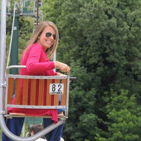 Profile Picture of Sarah Johnson (@sparkle_barkal) on Pinterest