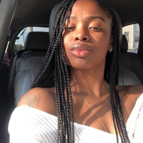 Profile Picture of Seth Quire (@johnboakai) on Poshmark