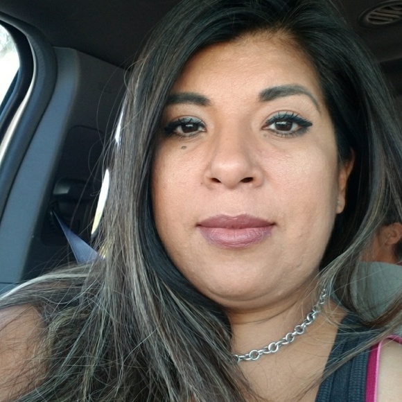 Profile Picture of Claudia Rodriguez (@claudianjake09) on Poshmark