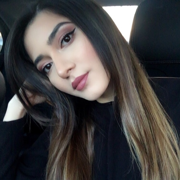 Profile Picture of Violetta Hachaturyan (@viola7) on Poshmark