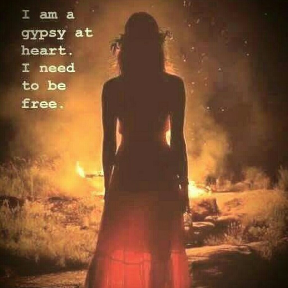 Profile Picture of Jennifer Litsch (@jenli26) on Poshmark