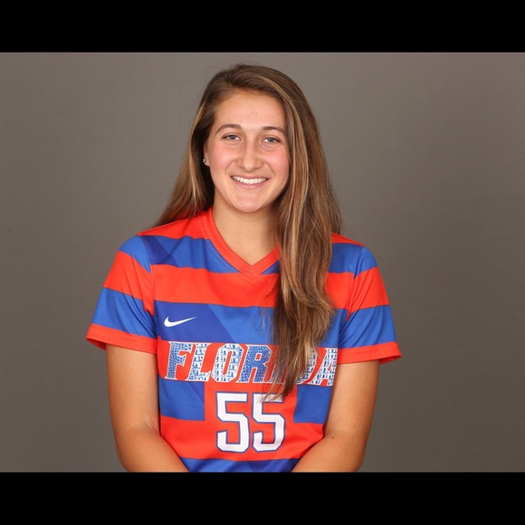 Profile Picture of Gaby Rivera (@gabyrivera55) on Poshmark