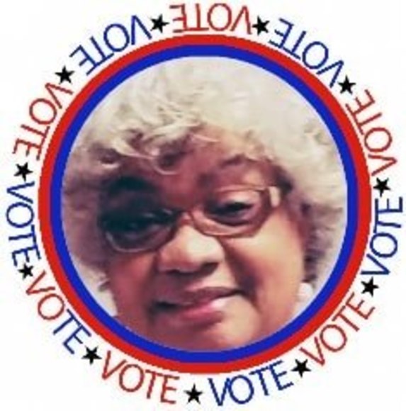 Profile Picture of Lolline Pippins (@lolline) on Poshmark