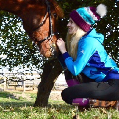 Profile Picture of Erin Mulligan (@erinandbennyofc) on Twitter