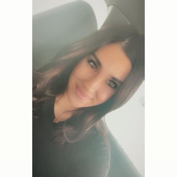 Profile Picture of Melissa Apruzzese (@mapruzzese) on Poshmark