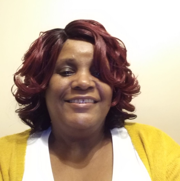 Profile Picture of Crystal Walker (@crystalwalke239) on Poshmark