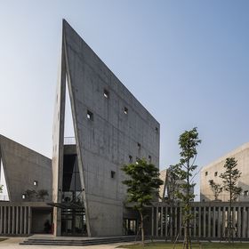 Profile Picture of Son Nguyen Hoang (@huangshanarc) on Pinterest