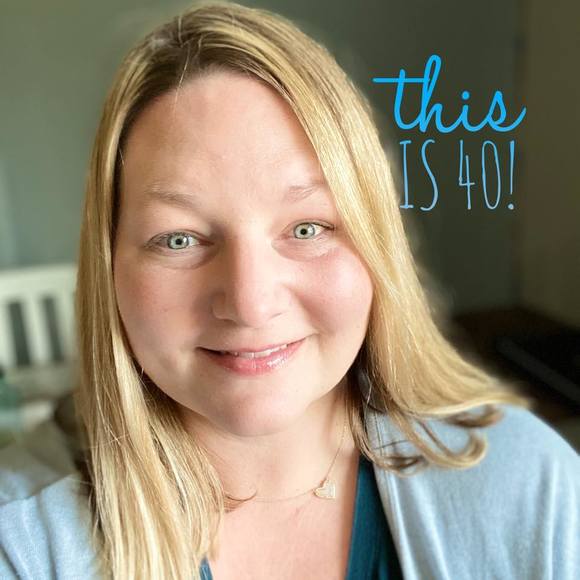 Profile Picture of Misty Ray (@mistyaray) on Poshmark