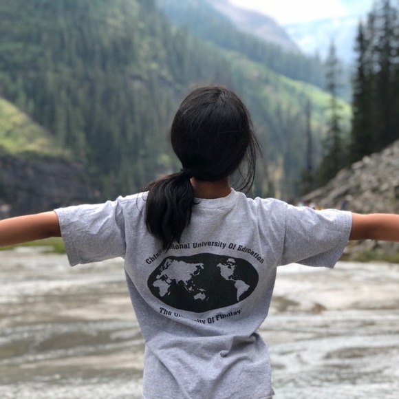 Profile Picture of Miki Kawamura (@mikikawamura915) on Poshmark